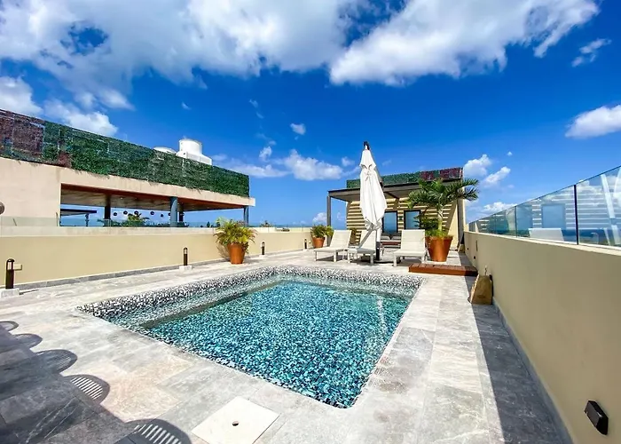 Joy With Rooftop And Panoramic Views